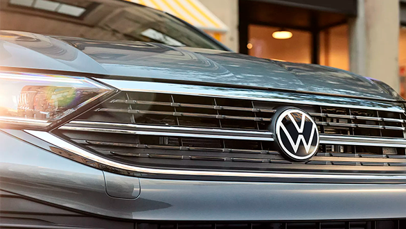 Фронтальная часть